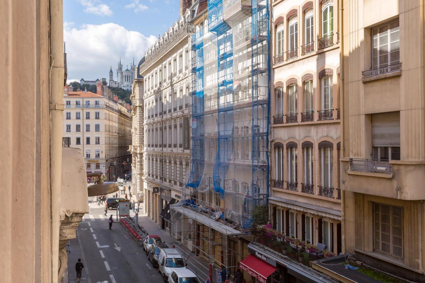 Hallmark - Location T2 - Lyon 2 ภายนอก รูปภาพ